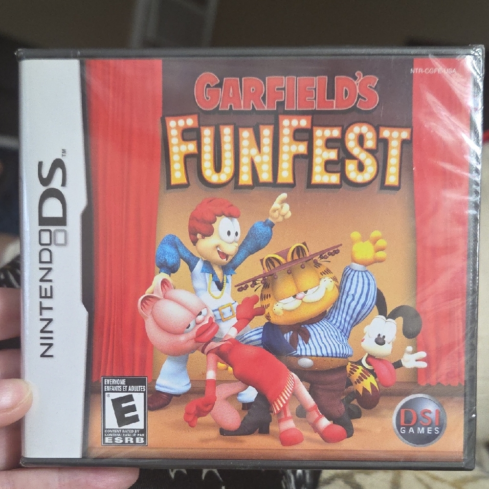 Nintendo DS Garfield's Funfest - Red and Yellow